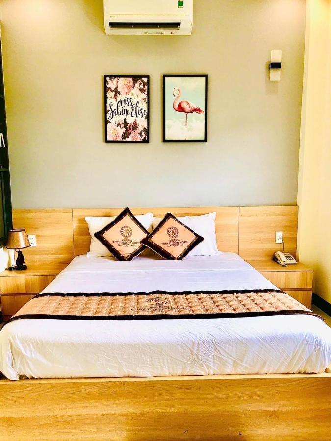 Ruby Luxury Hotel Quy Nhơn Kültér fotó